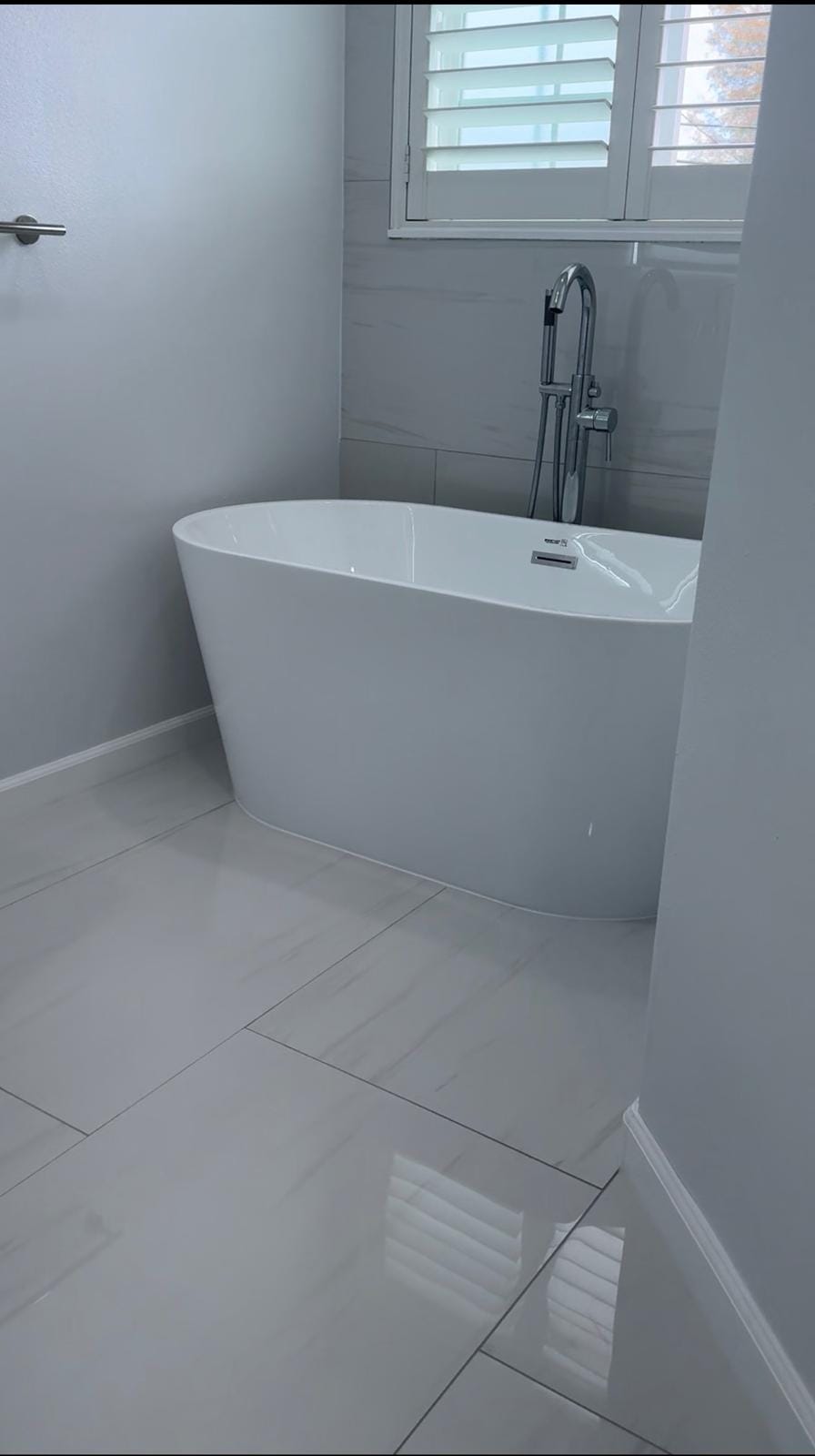 Bathroom after remodeling by Cali-Mex Construction in Southern California
